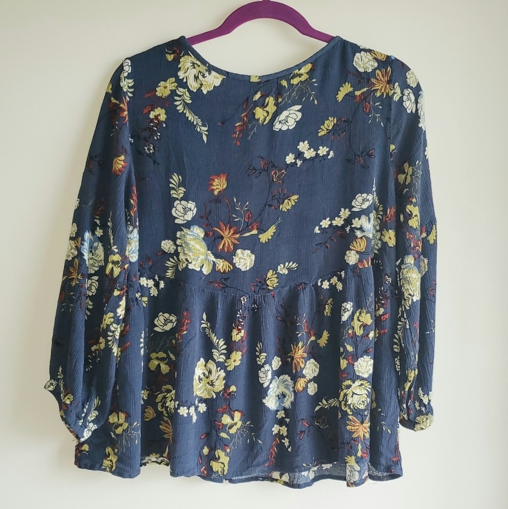 American Rag Babydoll Top - Picture 2 of 3